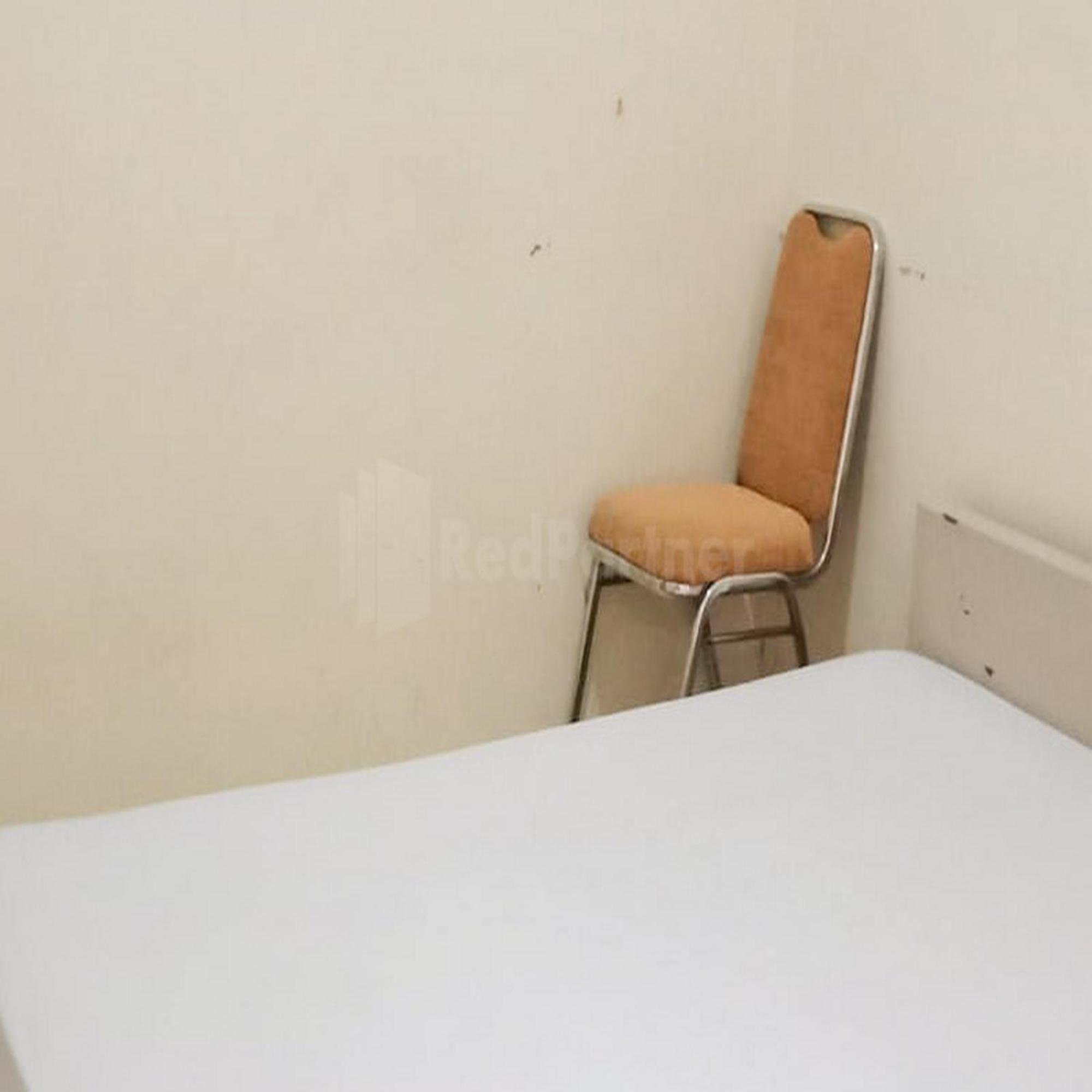 Wisma Pinggir Mitra Reddoorz Танджунг Пинанг Екстериор снимка